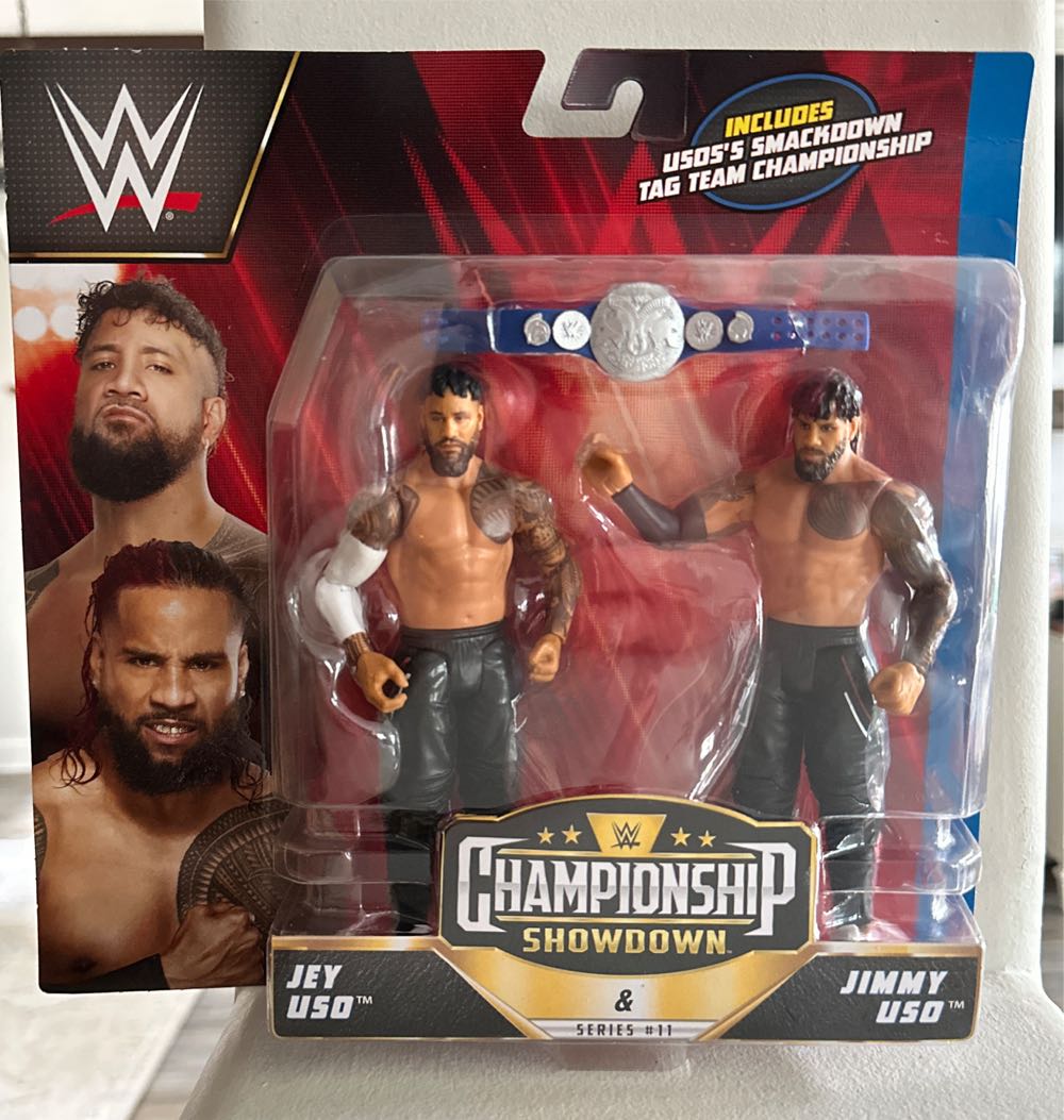 Jimmy Uso & Jey Uso - Basic Championship Showdown Battle Pack - Mattel Wwe (WWE Wrestling) action figure collectible [Barcode 194735114887] - Main Image 3