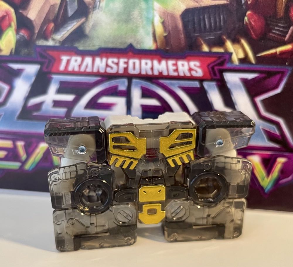 Rewind - Cassette Class - Hasbro (Transformers) action figure collectible [Barcode 5010994202293] - Main Image 2