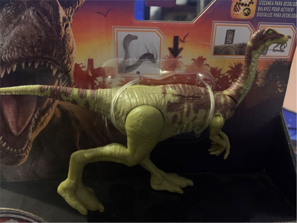 Gallimimus - Mattel (JW Legacy Collection) action figure collectible [Barcode 194735038640] - Main Image 2