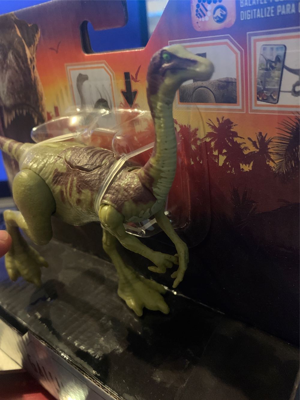 Gallimimus - Mattel (JW Legacy Collection) action figure collectible [Barcode 194735038640] - Main Image 3