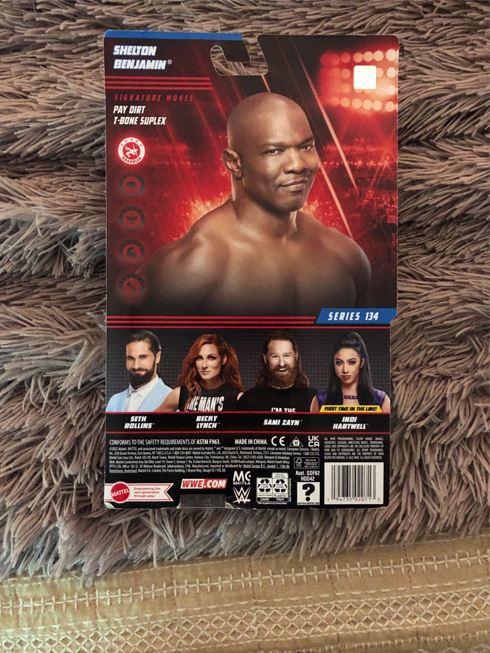 Shelton Benjamin (Basic) - Mattel (WWE Basic Series #134) action figure collectible [Barcode 194735020713] - Main Image 2