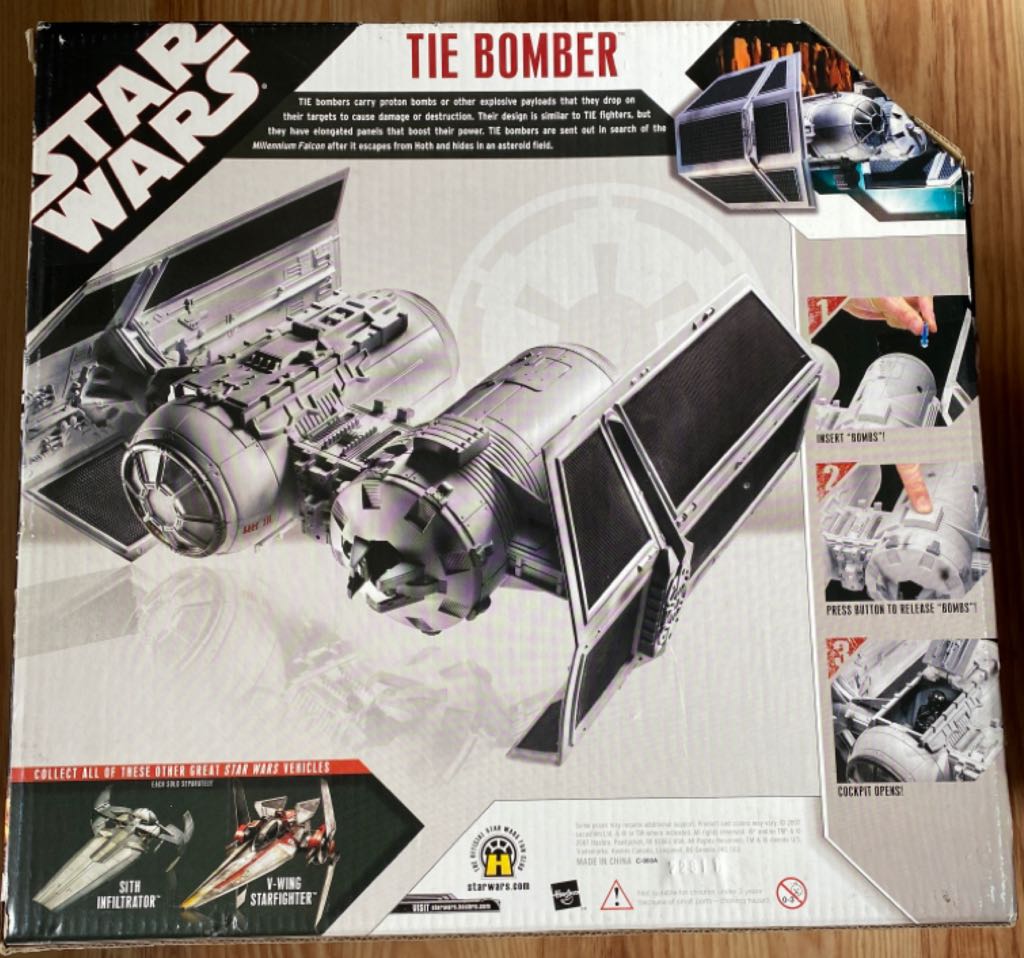 2007 Star Wars 30th Anniversary 77-07 Tie Bomber - Hasbro (Tie Bomber Includes Bomber Pilot) action figure collectible [Barcode 5010994287610] - Main Image 2