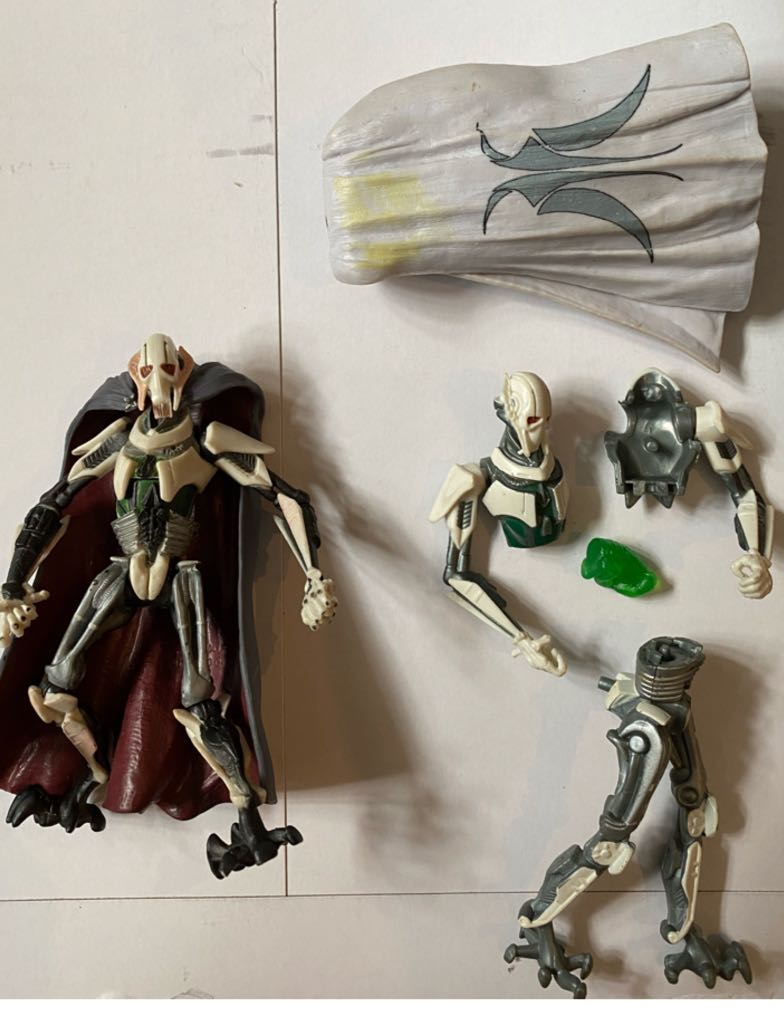 * Loose General Grievous Figures  action figure collectible - Main Image 2