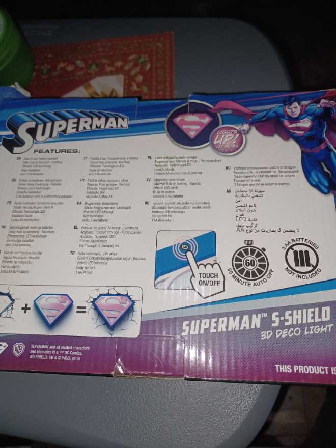 Superman "S” Shield 3D Deco Light  - 3DLIGHT FX (Superman) action figure collectible [Barcode 816733020198] - Main Image 2