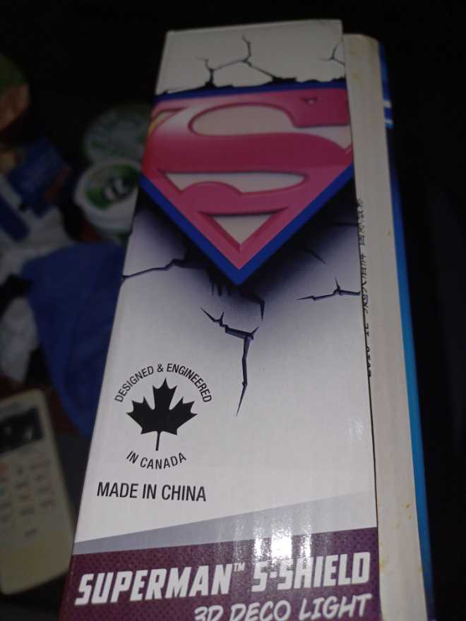 Superman "S” Shield 3D Deco Light  - 3DLIGHT FX (Superman) action figure collectible [Barcode 816733020198] - Main Image 4