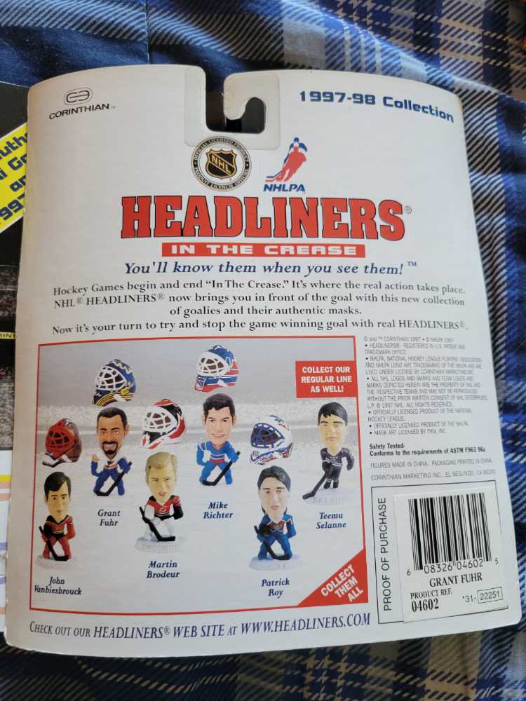 Grant Fuhr - Corinthian (NHL Headliners: In The Crease) action figure collectible [Barcode 608326046025] - Main Image 2