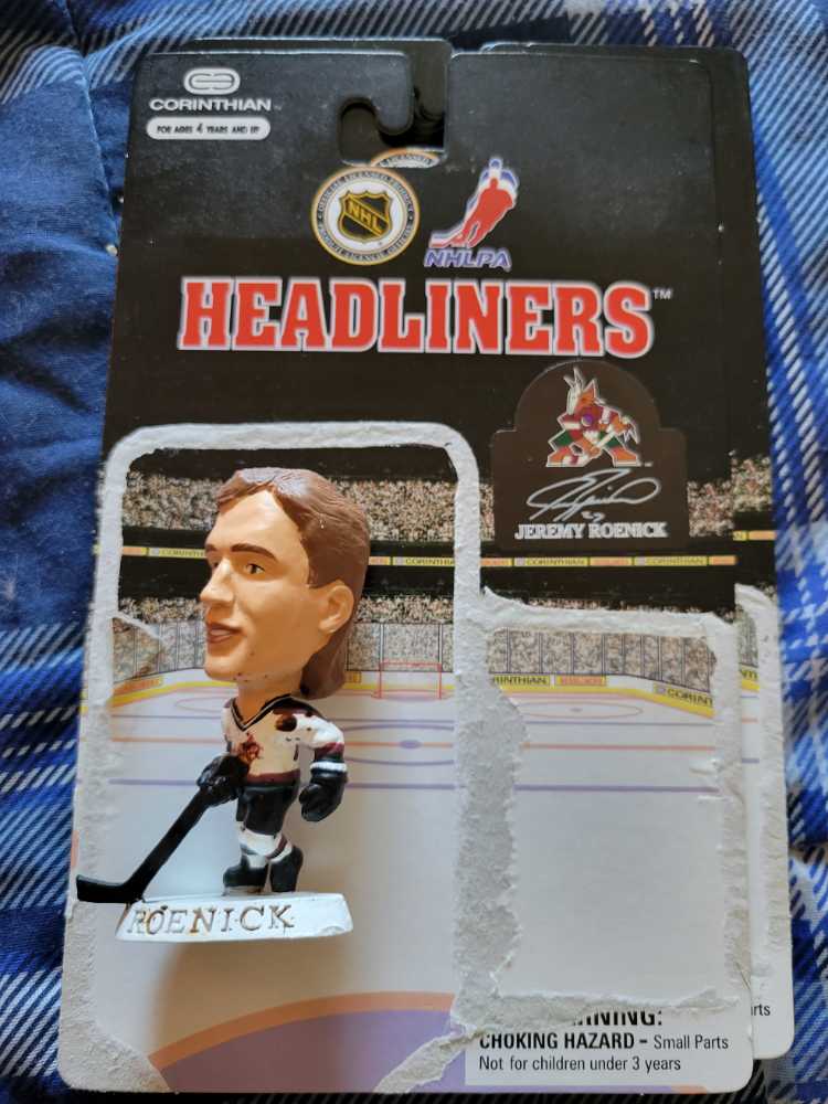 Marvel Studios The First Ten Years Mega Figurine Set NEW Rare Disney Avengers