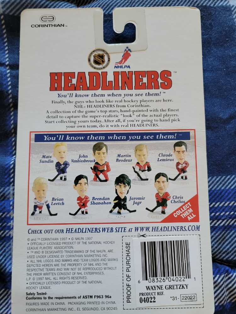 Corinthian NHL Headliners Wayne Gretzky - Corinthian (NHLPA Headliners) action figure collectible [Barcode 608326040221] - Main Image 2