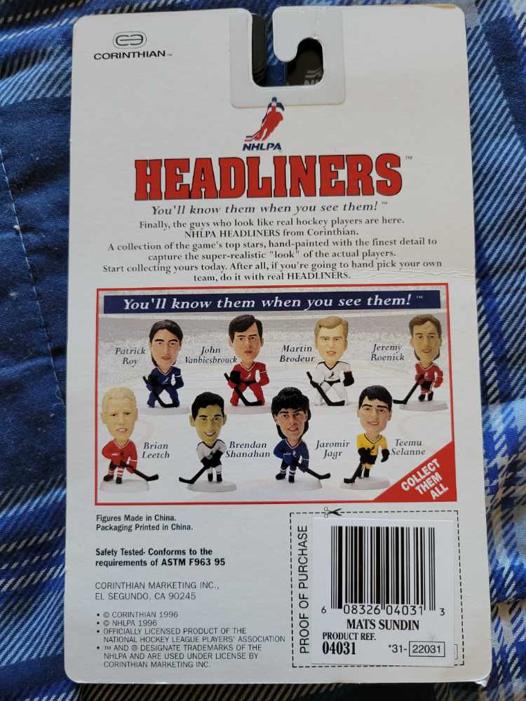 Mats Sundin - Corinthian (NHLPA Headliners) action figure collectible [Barcode 608326040313] - Main Image 2