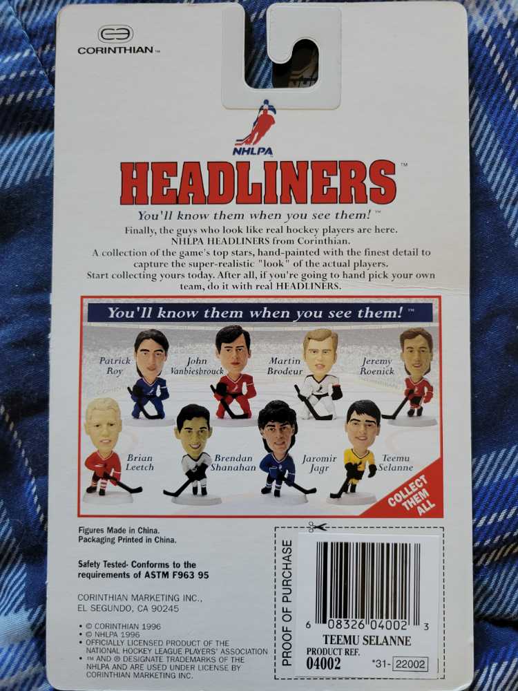 97 Teemu Selanne - Corinthian (NHLPA Headliners) action figure collectible [Barcode 608326040023] - Main Image 2