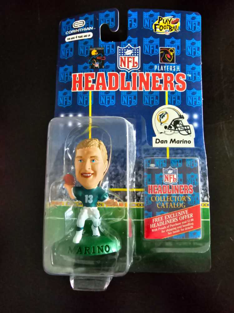 Dan Marino - Corinthian (NFL Headliners) action figure collectible [Barcode 608326010170] - Main Image 3