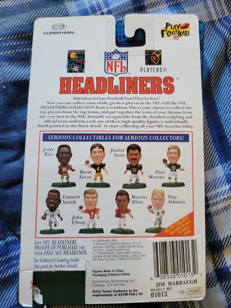 Jim Harbaugh - Corinthian (NFL Headliners) action figure collectible [Barcode 608326010132] - Main Image 2