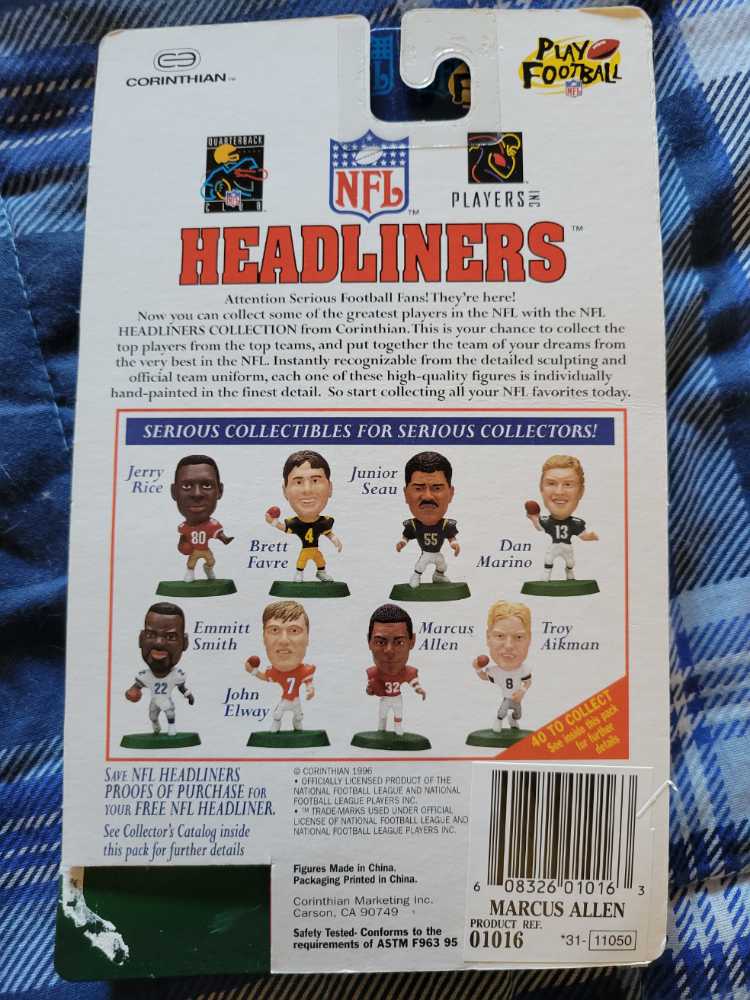 Marcus Allen - Corinthian (NFL Headliners) action figure collectible [Barcode 608326010163] - Main Image 2