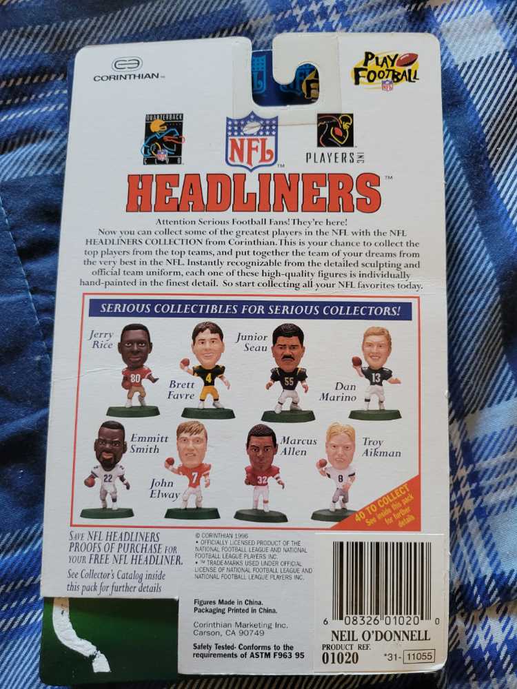 Neil O’Donnell - Corinthian (NFL Headliners) action figure collectible [Barcode 608326010200] - Main Image 2