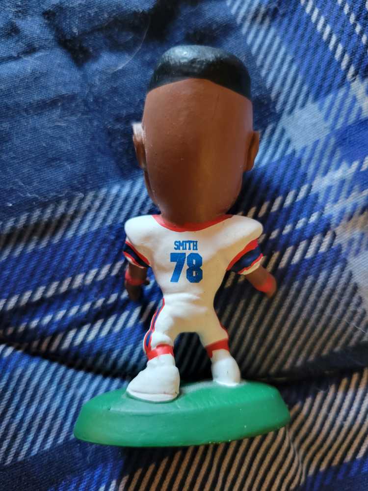 Bruce Smith - Corinthian (NFL Headliners) action figure collectible - Main Image 2