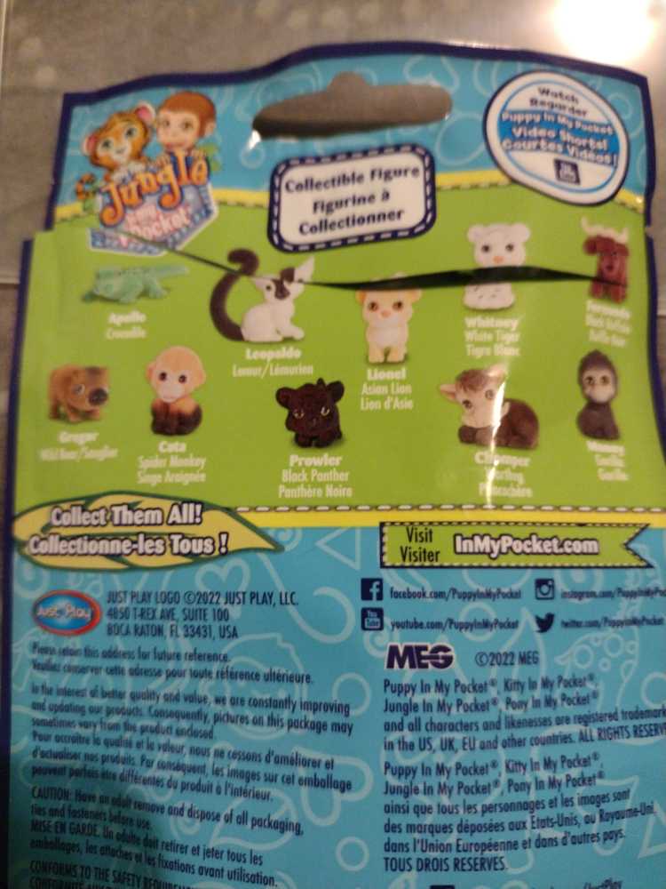 JIMP Gregor The Wild Boar - Just Play (Jungle In My Pocket) action figure collectible [Barcode 886144488092] - Main Image 3