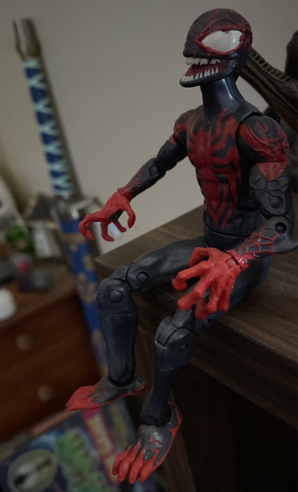 Marvel Legends Venomized Miles Morales - Marvel Legends action figure collectible - Main Image 2