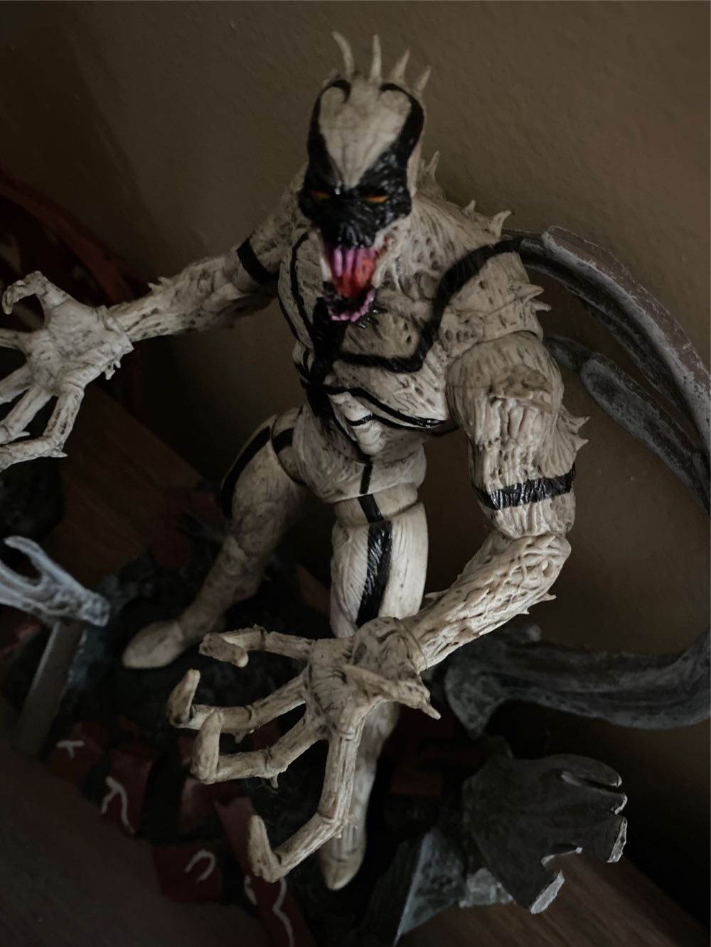 Marvel Select Anti Venom - Marvel Legends action figure collectible - Main Image 2