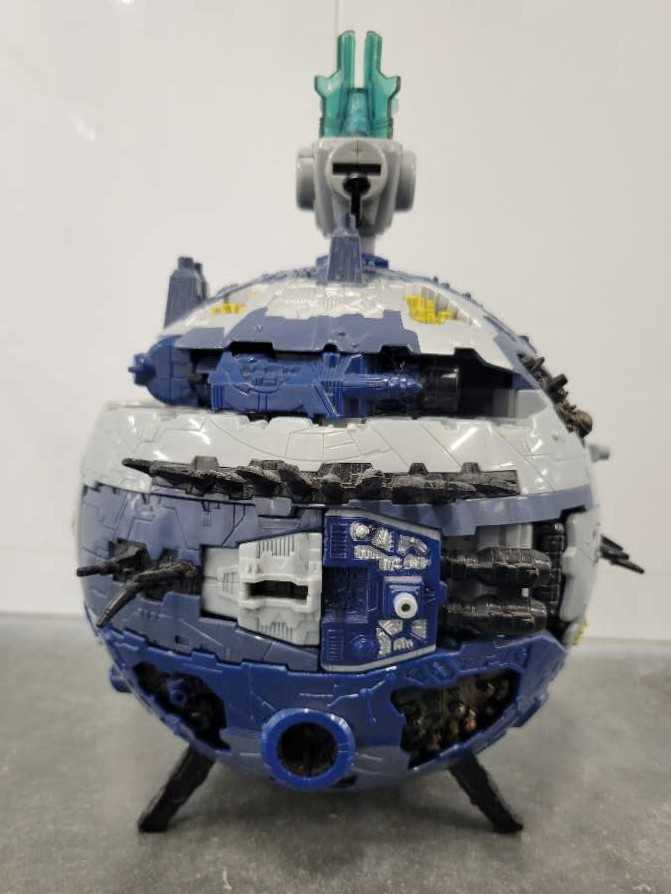 Primus Planet Mode - Hasbro (Cybertron) action figure collectible - Main Image 4