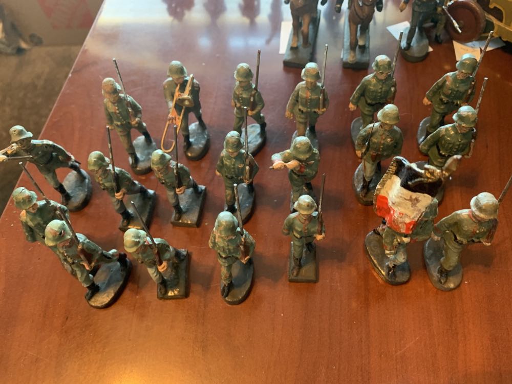 Star Wars Attack Of The Clones 12” Clone Trooper Red Variant