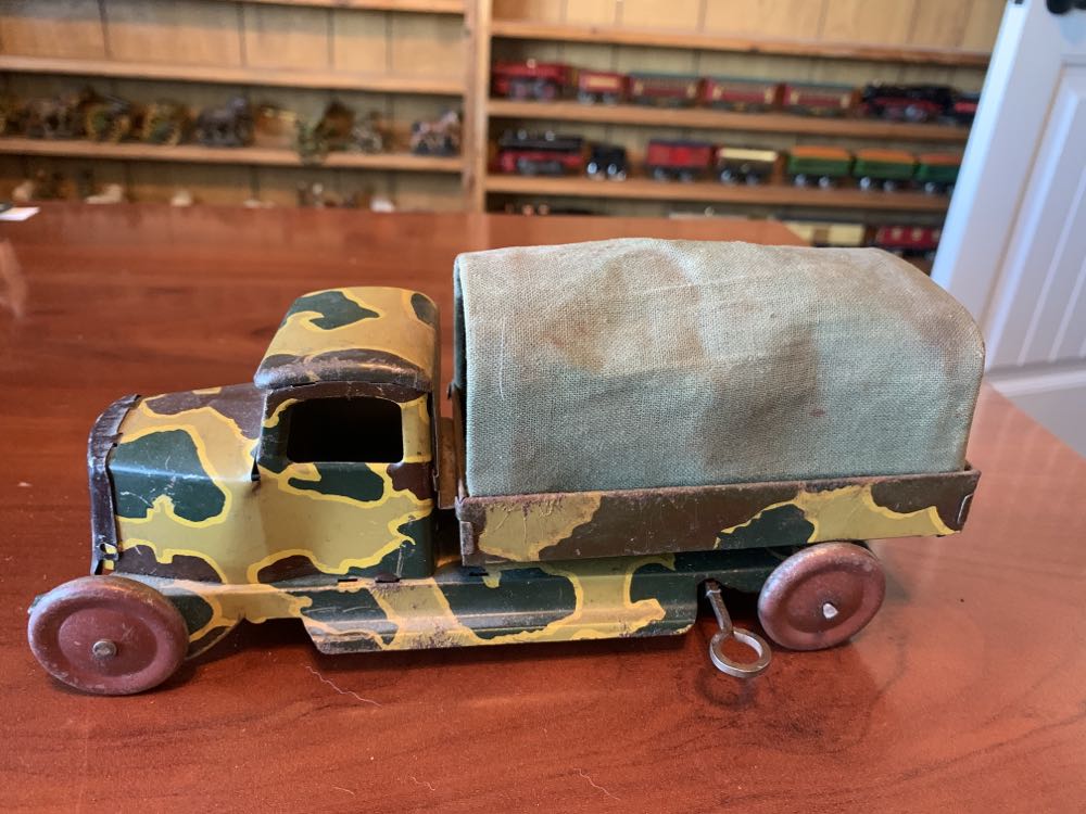 Astra Militarum: Commissar with Sword and Powerfist