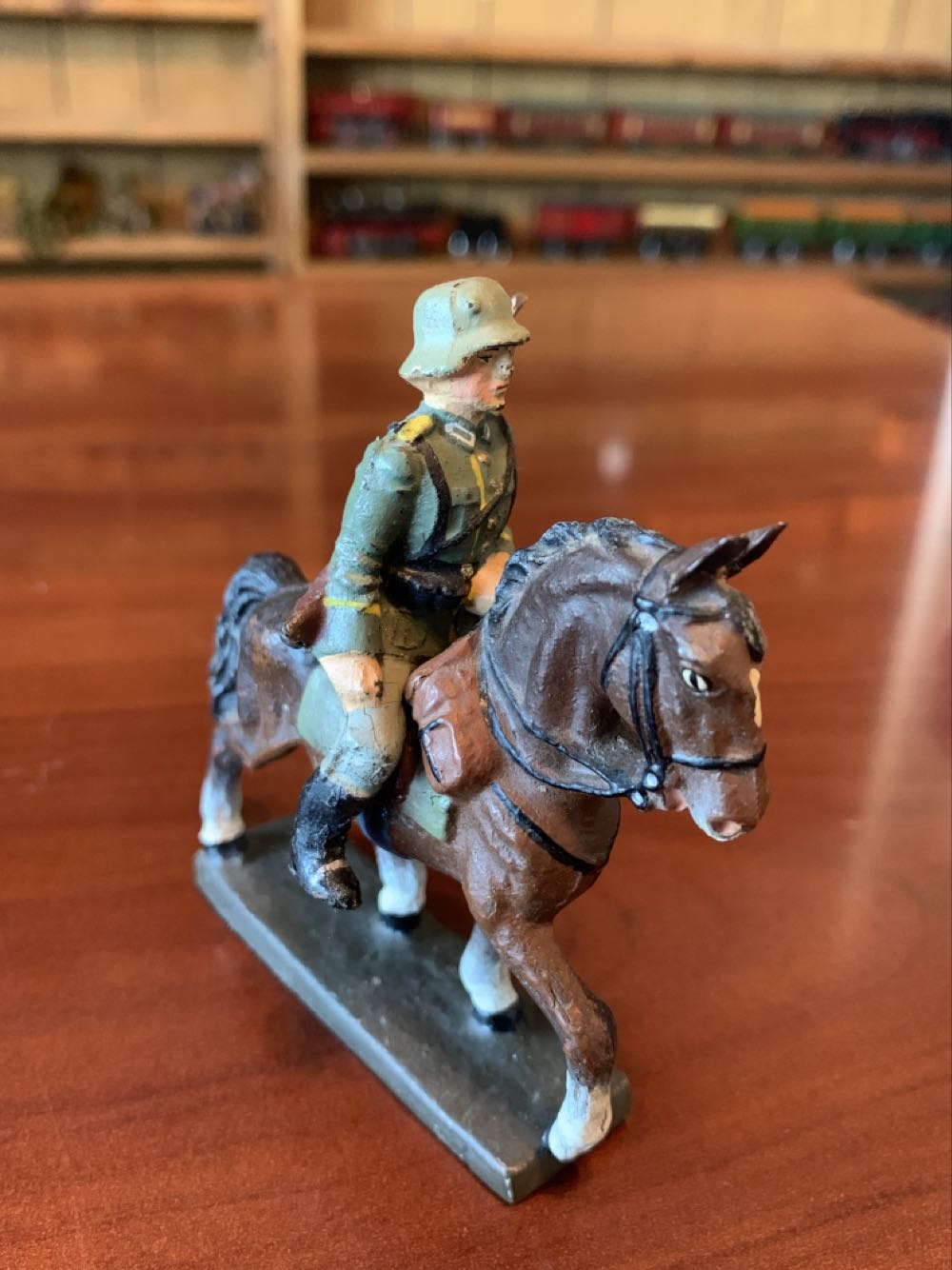 Lineol German Riding With Rifle - Lineol action figure collectible - Main Image 2