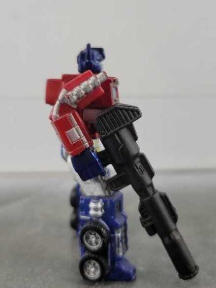 Optimus Prime And Bumblebee Toys"R"Us  - Hasbro (Titanium 3”) action figure collectible - Main Image 2