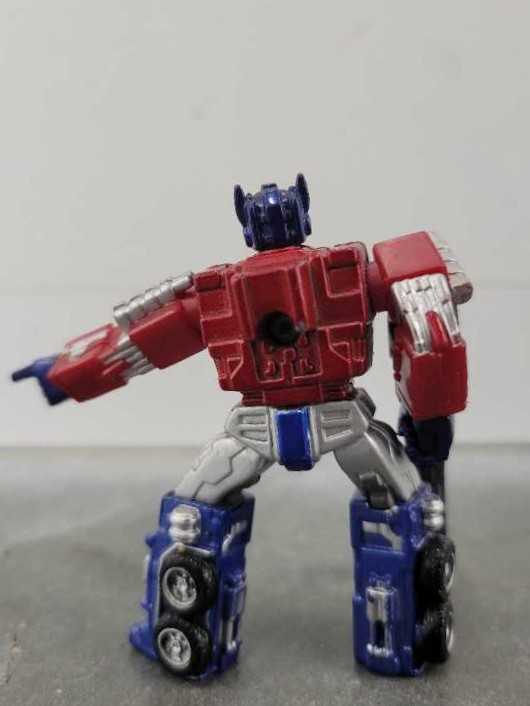 Optimus Prime And Bumblebee Toys"R"Us  - Hasbro (Titanium 3”) action figure collectible - Main Image 3