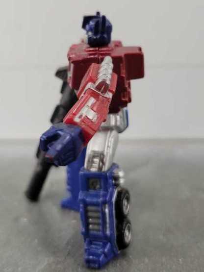 Optimus Prime And Bumblebee Toys"R"Us  - Hasbro (Titanium 3”) action figure collectible - Main Image 4