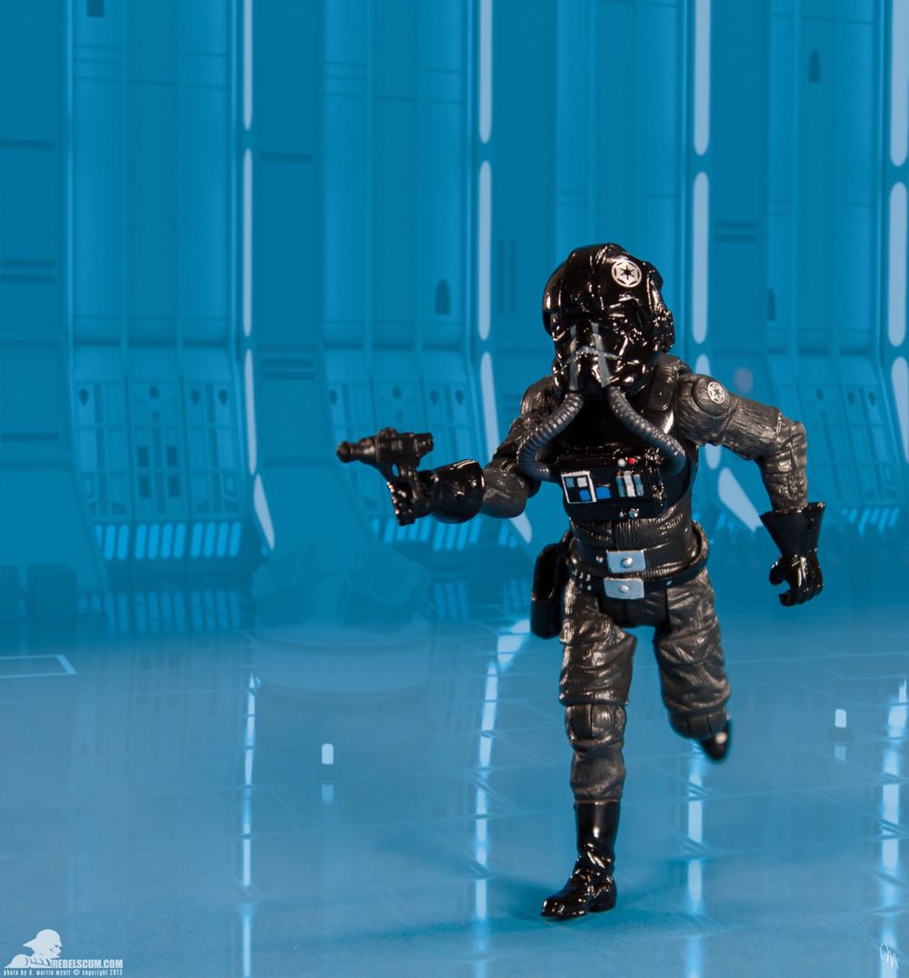 BLACK SQUADRON TIE PILOT - Hasbro (Legacy Collection) action figure collectible [Barcode 653569916000] - Main Image 4