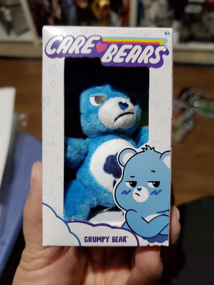 Indiana Jones 3.75” (KOTCS): CRYSTAL SKELETON with THRONE