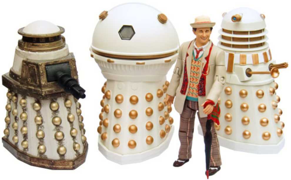 7th Doctor - Remembrance of the Daleks - Dalek Emperor Davros and Destroyed Imperial Dalek - Character Options (Doctor Who) action figure collectible [Barcode 5029736039608] - Main Image 4