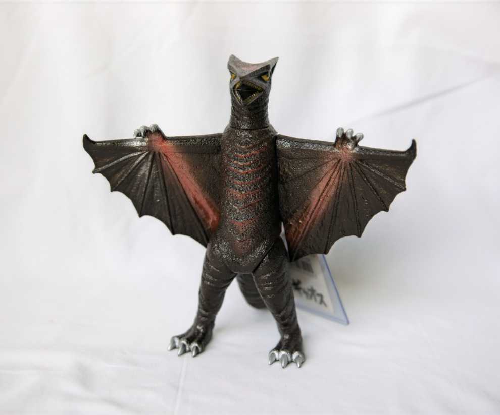 #04 Batman Begins Batmobile 