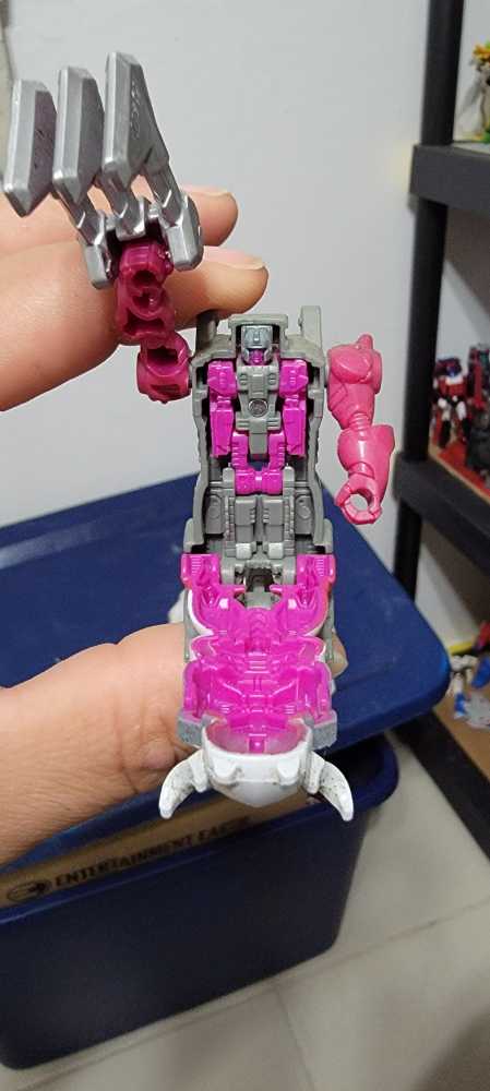 Liege Maximo ( Power of the Primes )  action figure collectible - Main Image 2