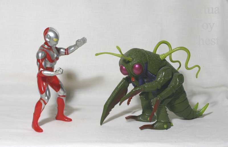 Majaba - Ultraman: Towards the Future - DreamWorks 1992 - Dreamworks (Ultraman) action figure collectible - Main Image 2