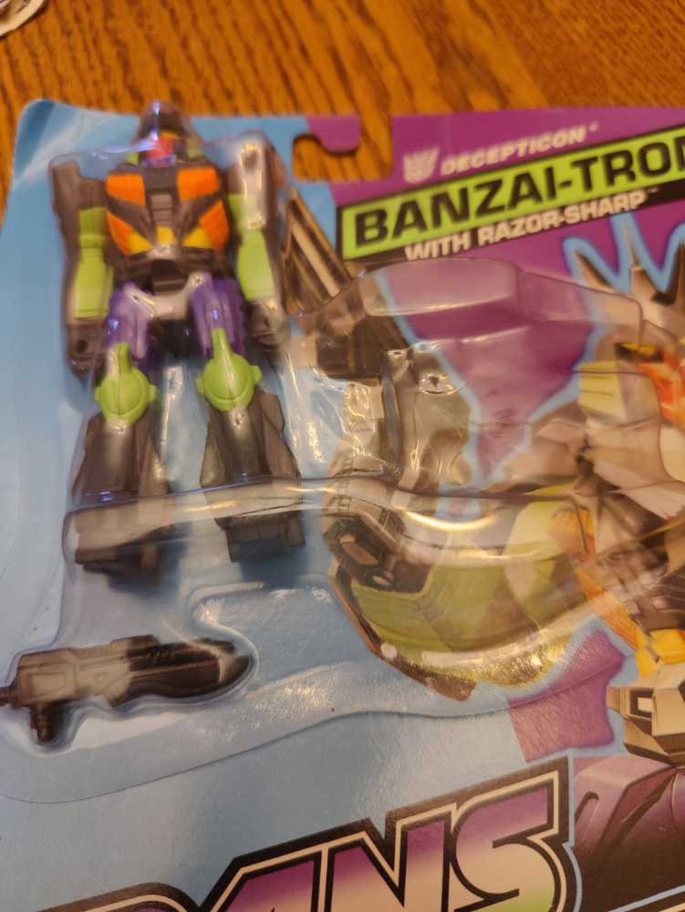 Banzai-tron  action figure collectible - Main Image 2