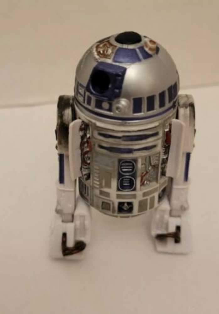 R2-D2 Damaged - Hasbro (Star Wars) action figure collectible - Main Image 3