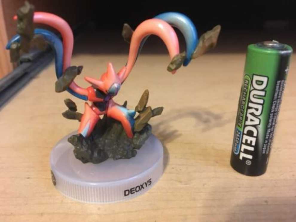 Deoxys Pokémon Black and White PVC Figure  (Pokémon) action figure collectible - Main Image 3