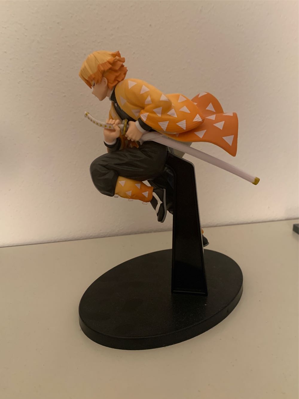 Zenitsu - Bandai/Banpresto (Demon Slayer) action figure collectible [Barcode 4983164185478] - Main Image 3