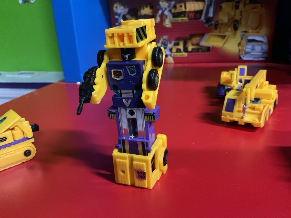 Mixmaster Construction Devastator G2  action figure collectible - Main Image 4