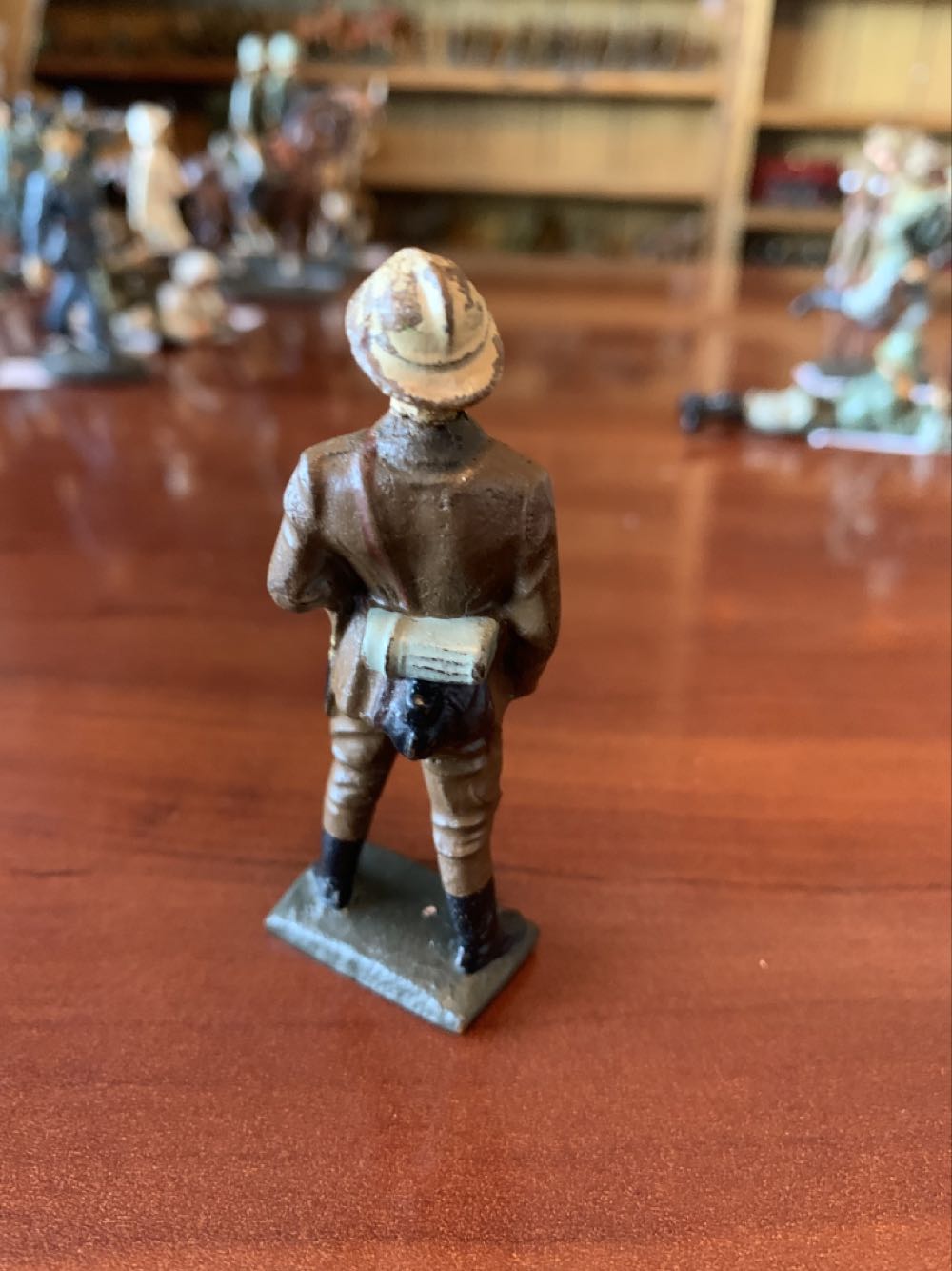 Lineol Belgian Office & Notepad - Lineol (Belgian) action figure collectible - Main Image 2