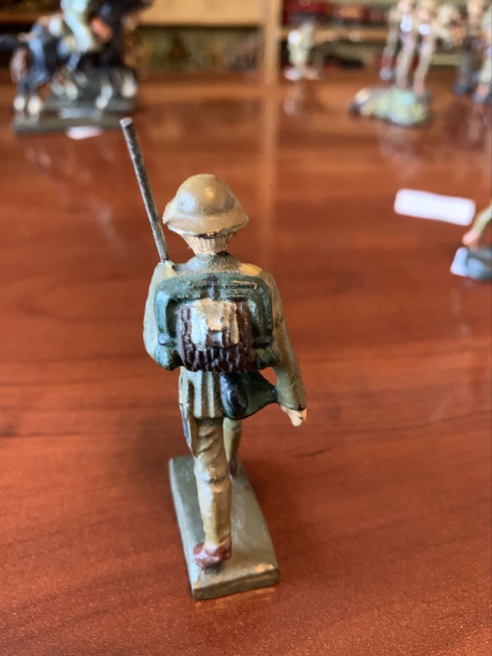 Lineol USA Marcing Solier & Rifle - Lineol (USA) action figure collectible - Main Image 2