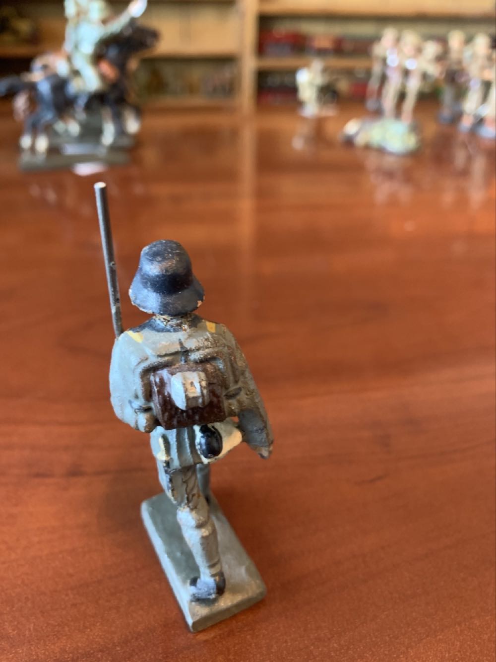Lineol Swede Marching Blue Helmet - Lineol (Swede) action figure collectible - Main Image 2