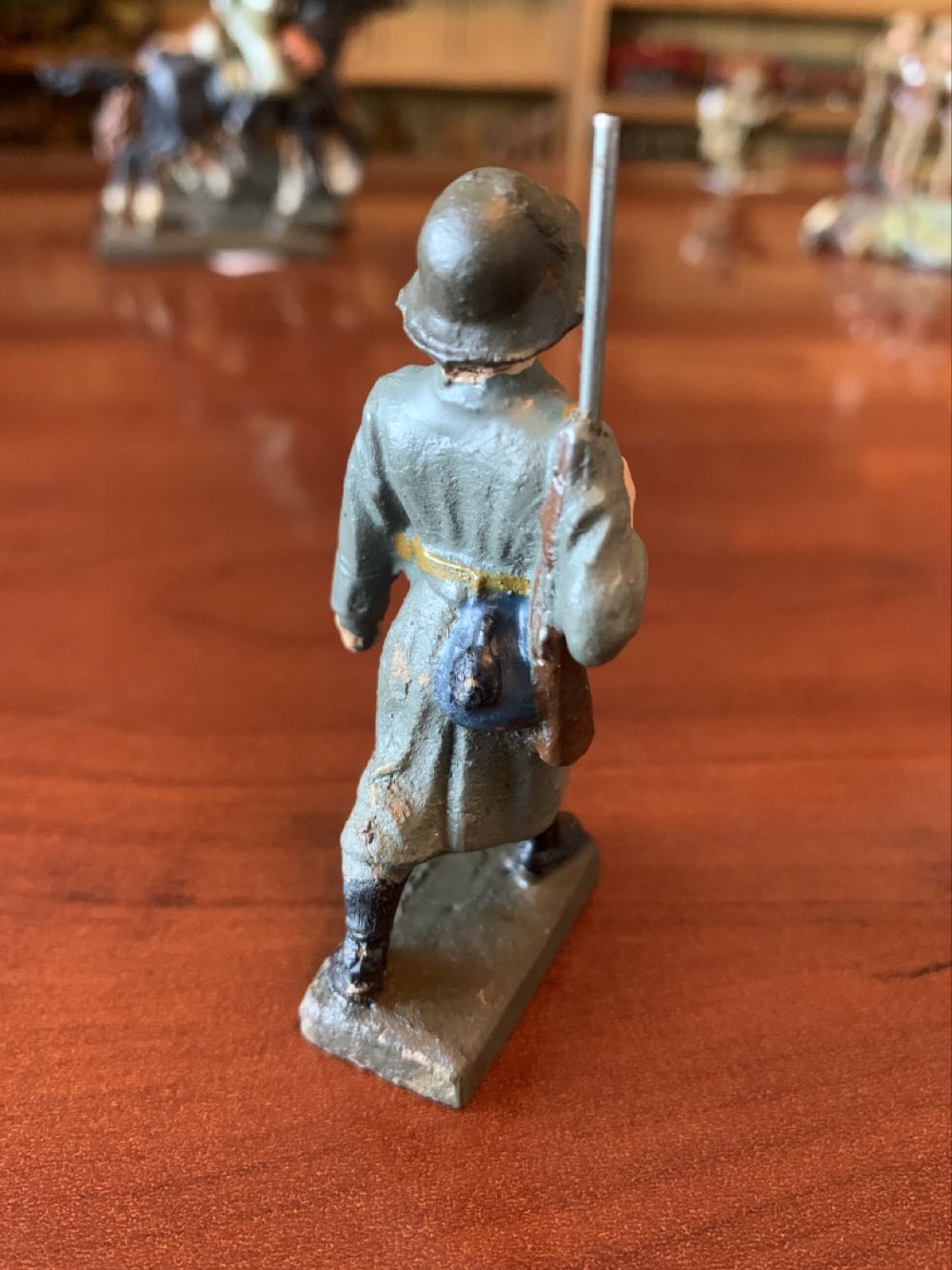 Lineol Dane Marching In Trenchcoat - Lineol (Dane) action figure collectible - Main Image 2
