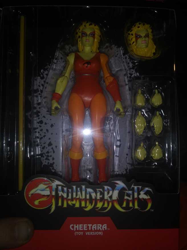 Cheetara (Toy Recolor) - Super7 (Thundercats) action figure collectible [Barcode 840049820371] - Main Image 2