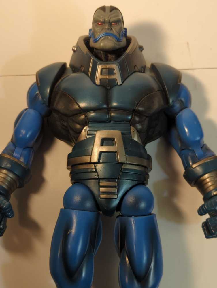 Apocalypse - Toybiz (Marvel Legends - Build-a-Figure Apocalypse) action figure collectible - Main Image 3