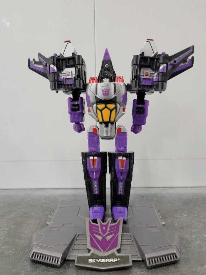 Skywarp SDCC San Diego Comic Con - Hasbro (Titanium) action figure collectible - Main Image 2