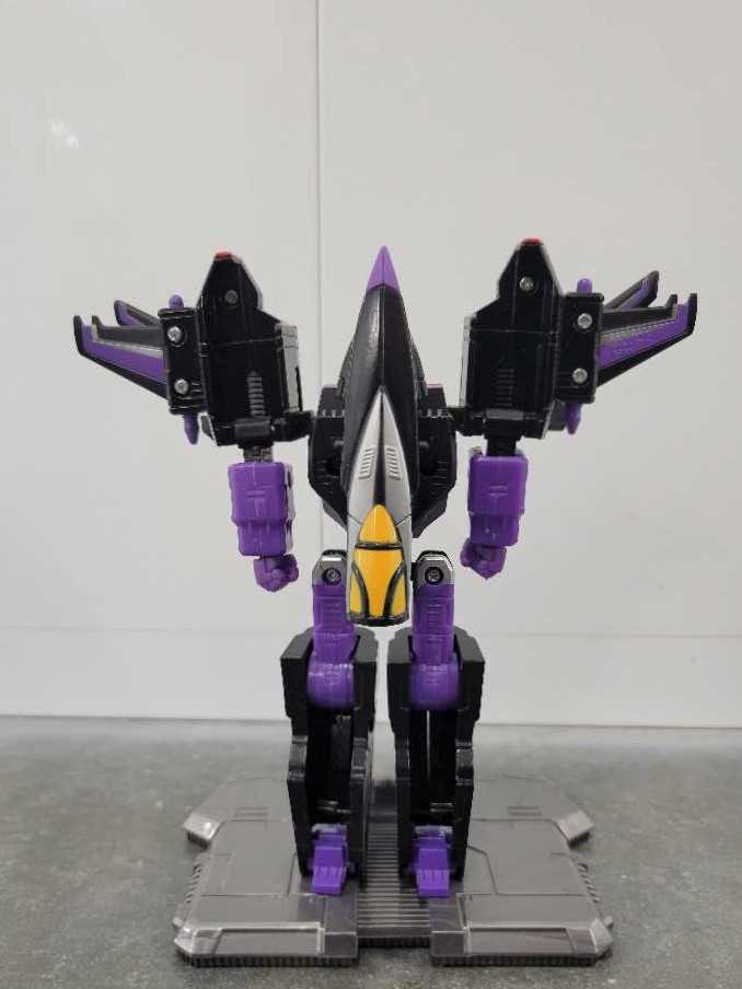 Skywarp SDCC San Diego Comic Con - Hasbro (Titanium) action figure collectible - Main Image 4
