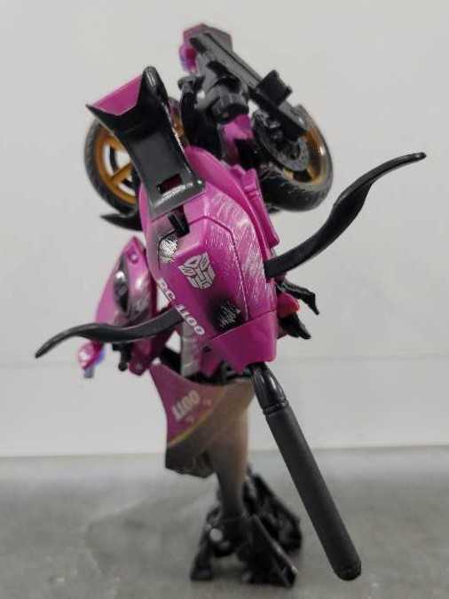 Arcee Battle Damage, With Optimus Prime And Starscream Sam’s Club  - Hasbro (Movie) action figure collectible - Main Image 3