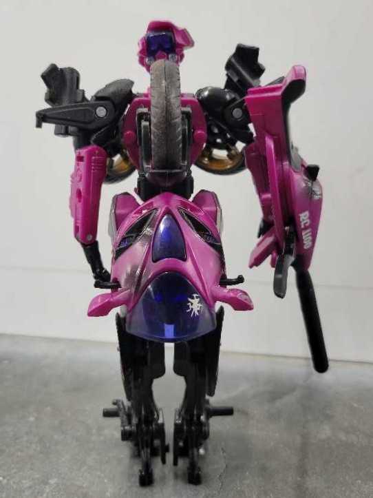 Arcee Battle Damage, With Optimus Prime And Starscream Sam’s Club  - Hasbro (Movie) action figure collectible - Main Image 4